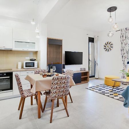 Ell Star Apartment Tivat Exterior photo