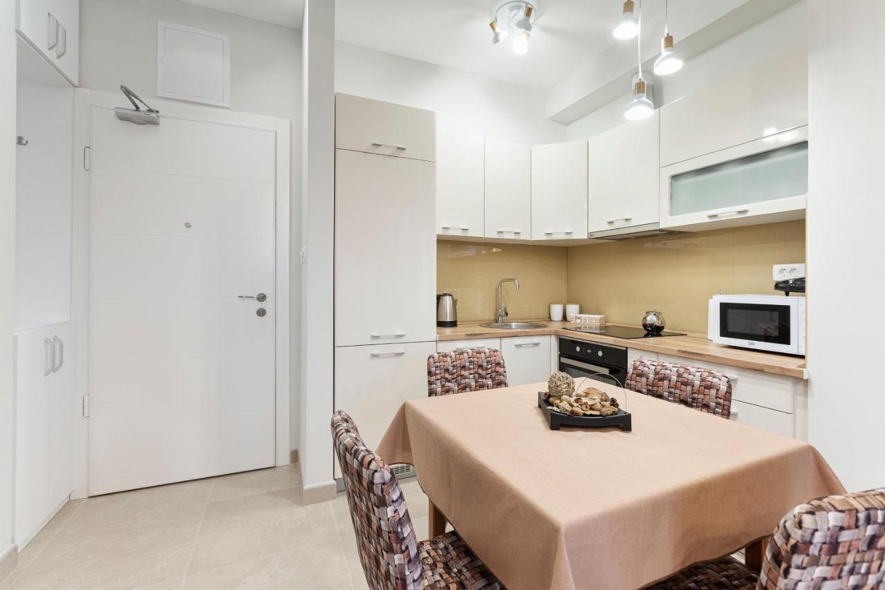 Ell Star Apartment Tivat Exterior photo
